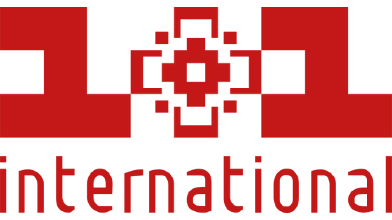 1+1 International