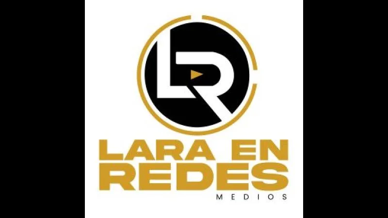 Lara en Redes